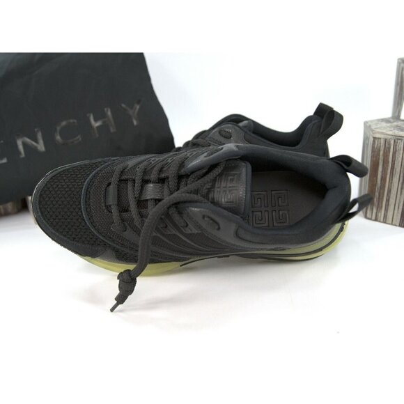 Givenchy GIV 1 Black Calf Leather Oversize Sneakers 38.5 NIB - Picture 7 of 12